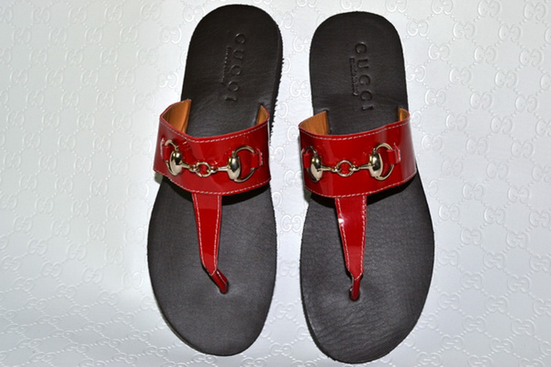 Gucci Slippers Woman--168